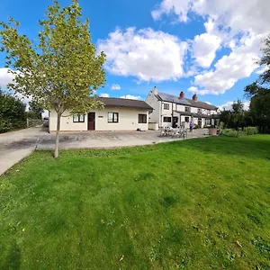 https://beautiful-1-bedroom-property-with-private-garden.yorkshirehotels.net
